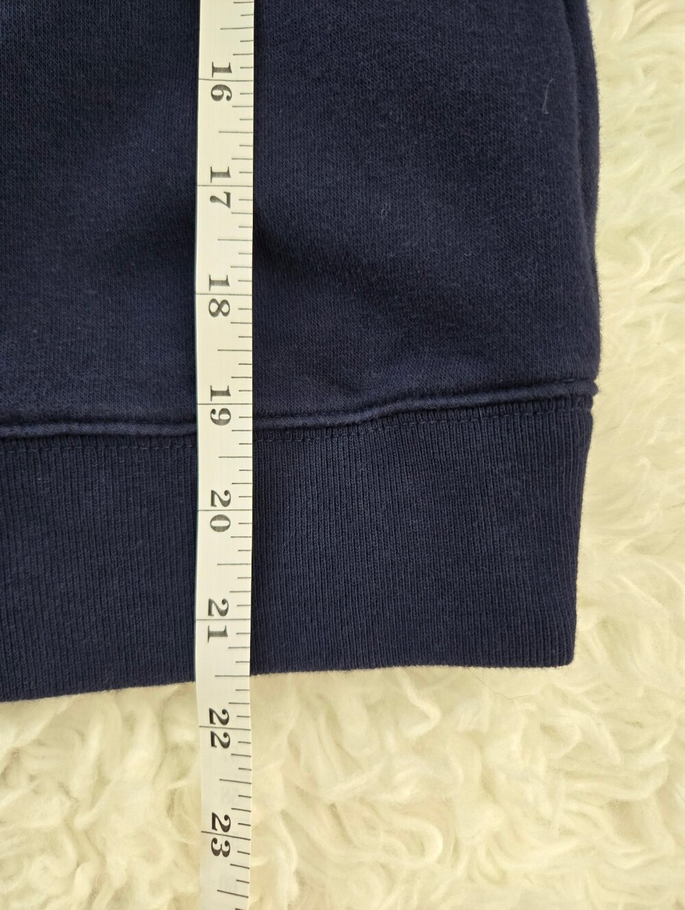 Gap Navy Logo Sweatshirt. Size Medium - Picture 8 of 10